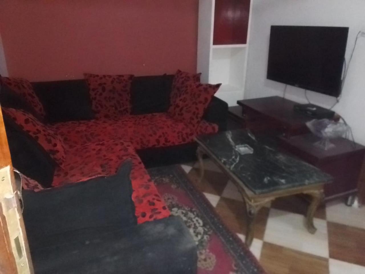 One Love Guesthouse & Restaurant Luxor Ngoại thất bức ảnh