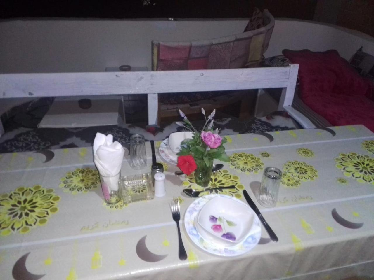 One Love Guesthouse & Restaurant Luxor Ngoại thất bức ảnh